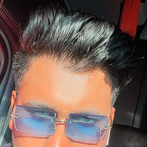 Meet your Posher, Parmjit